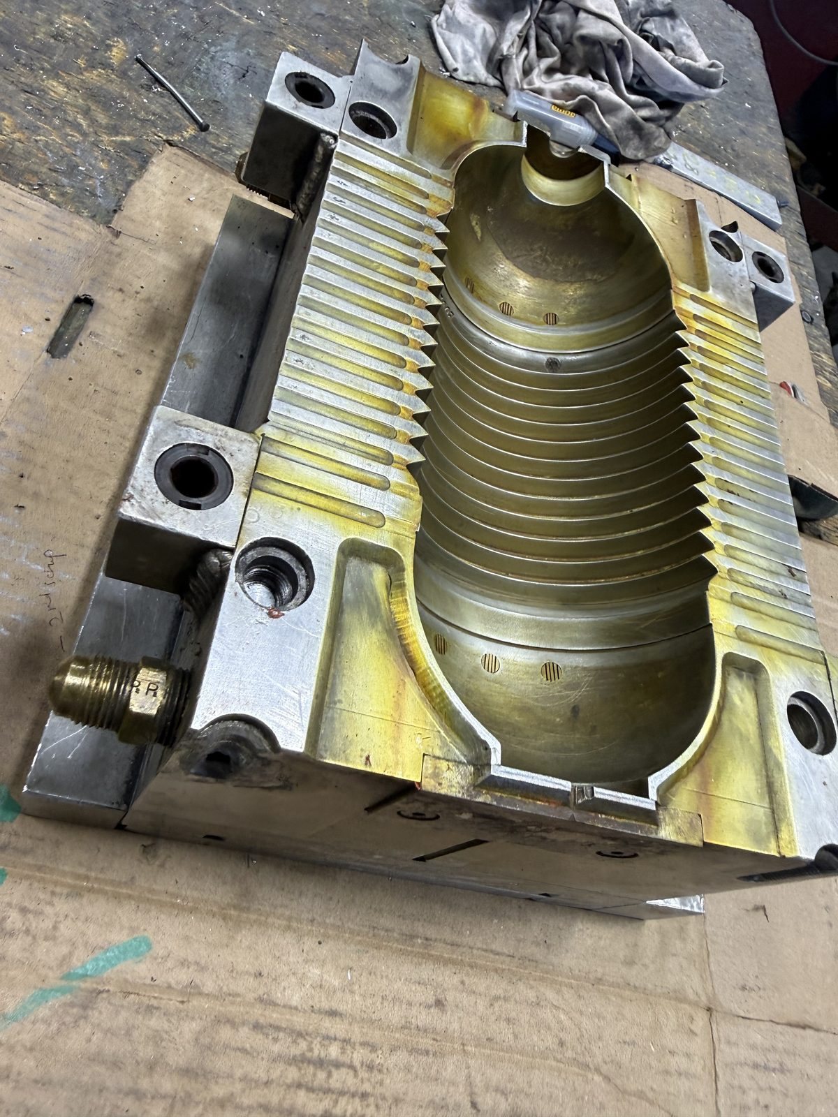 Blow mould half